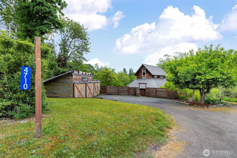 Property photo for 4701 New Sweden Ave Ne, Bainbridge Island photo 15