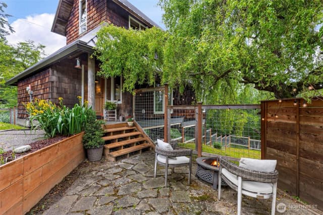 Property photo for 4701 New Sweden Ave Ne, Bainbridge Island photo 4