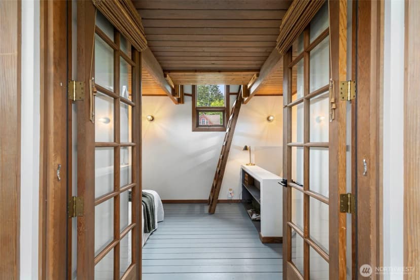 Property photo for 4701 New Sweden Ave Ne, Bainbridge Island photo 36