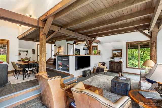 Property photo for 4701 New Sweden Ave Ne, Bainbridge Island photo 3