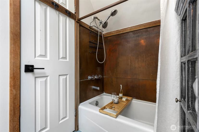 Property photo for 4701 New Sweden Ave Ne, Bainbridge Island photo 11