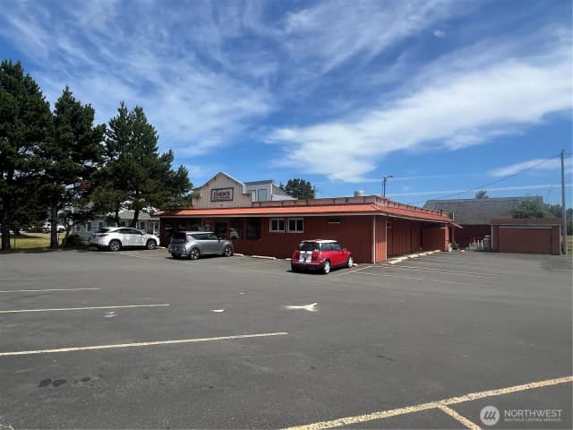 Property photo for 400 N Pacific Avenue, Long Beach