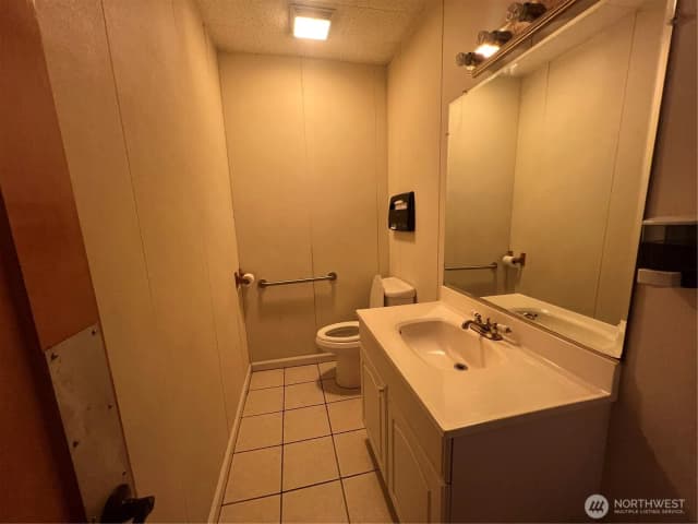 Property photo for 400 N Pacific Avenue, Long Beach photo 5