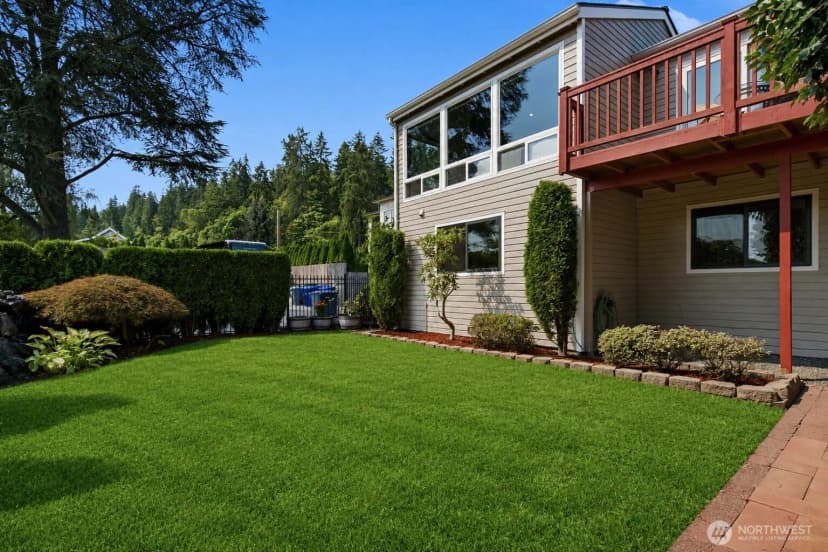 Property photo for 242 W Lake Sammamish Parkway Se, Bellevue photo 33