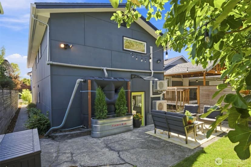 Property photo for 4511 Cascadia Avenue S, Seattle photo 31