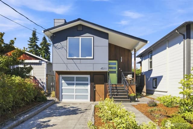 Property photo for 4511 Cascadia Avenue S, Seattle