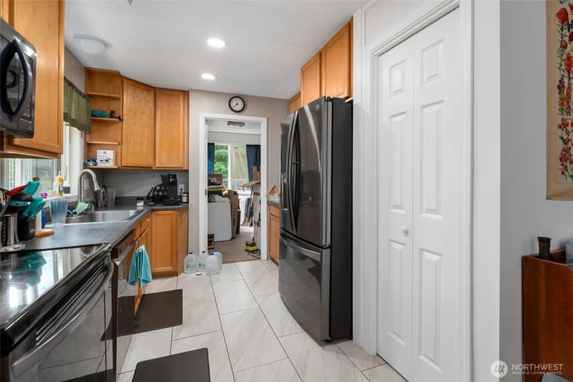 Property photo for 803 Hazzle Court, Coupeville photo 11