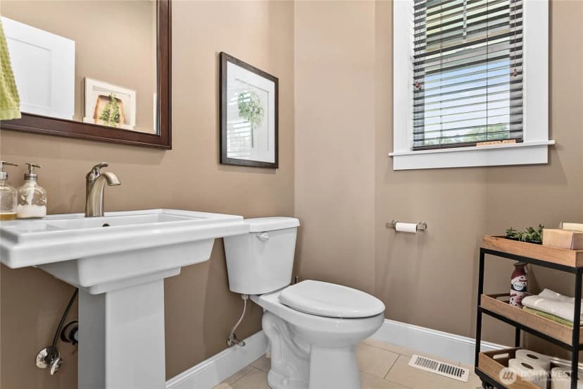 Property photo for 8460 Vahl Drive, Everson photo 25