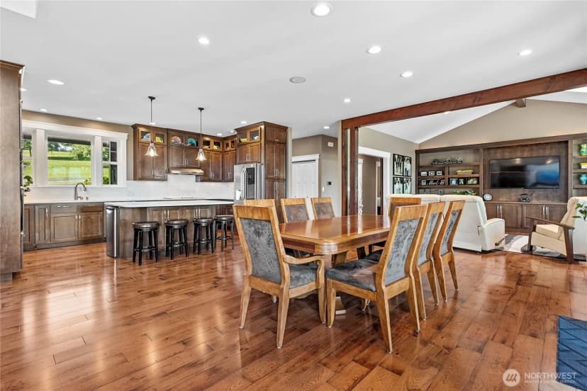 Property photo for 8460 Vahl Drive, Everson photo 10