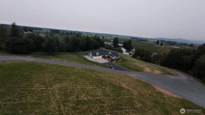 Property photo for 8460 Vahl Drive, Everson photo 38