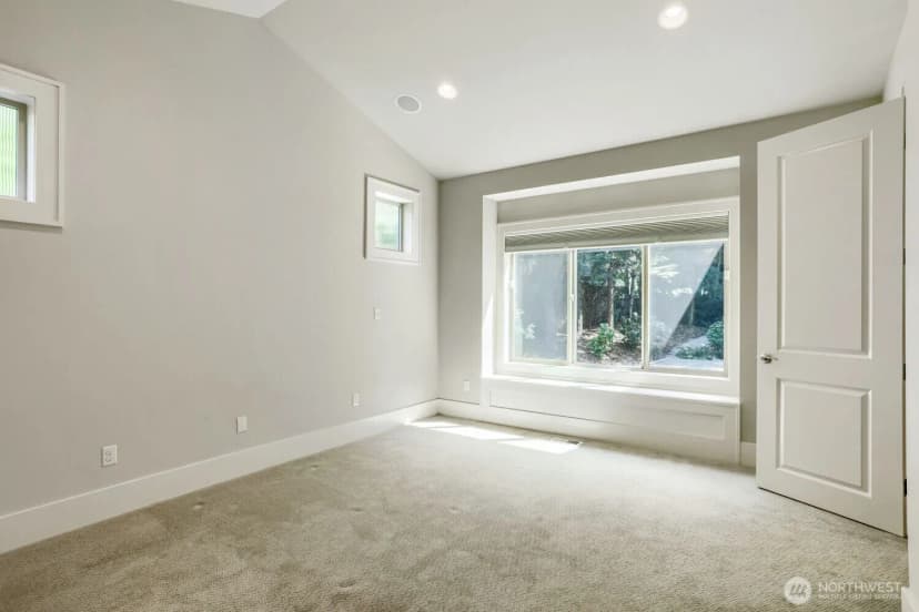 Property photo for 1727 Nile Avenue Ne, Renton photo 15