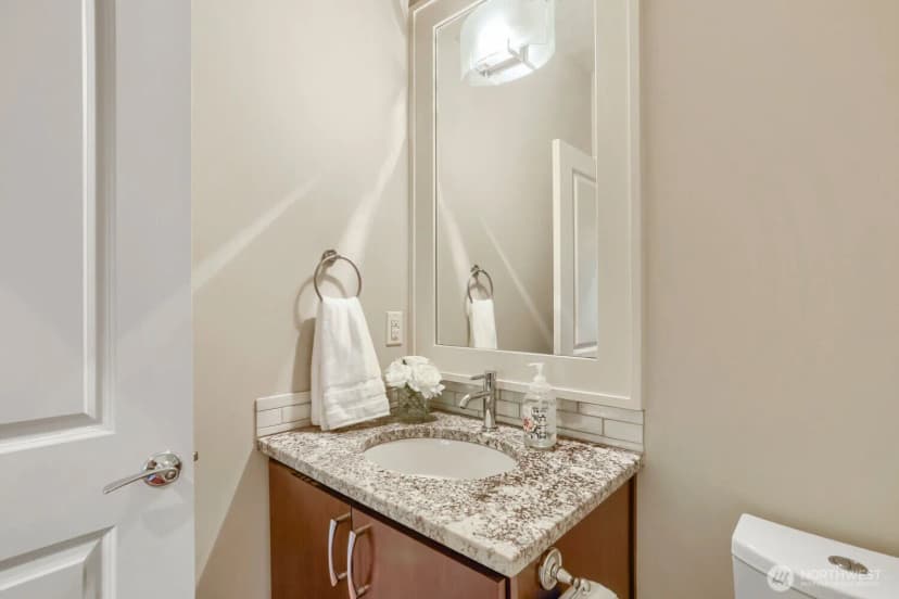 Property photo for 1727 Nile Avenue Ne, Renton photo 31