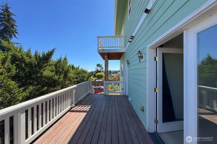 Property photo for 1031 W 14th Street, Port Angeles photo 18