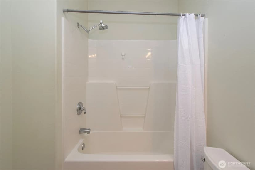 Property photo for 1031 W 14th Street, Port Angeles photo 21