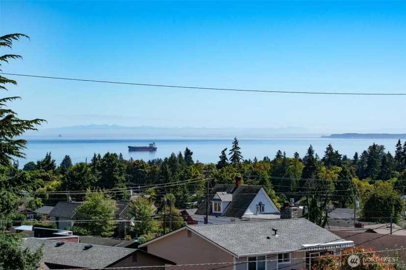 Property photo for 1031 W 14th Street, Port Angeles photo 36