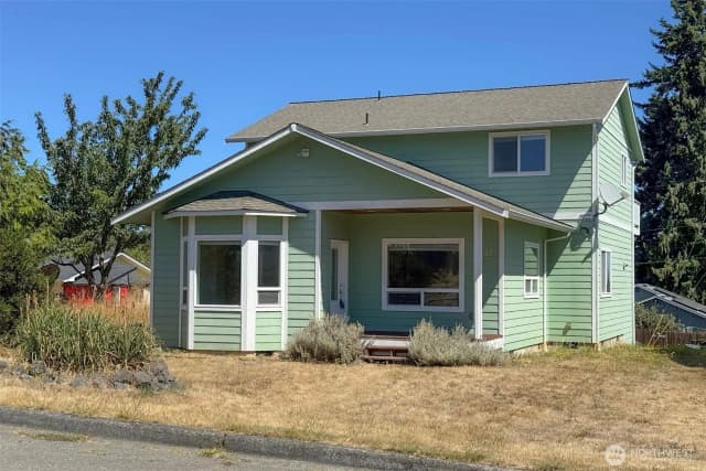 Property photo for 1031 W 14th Street, Port Angeles