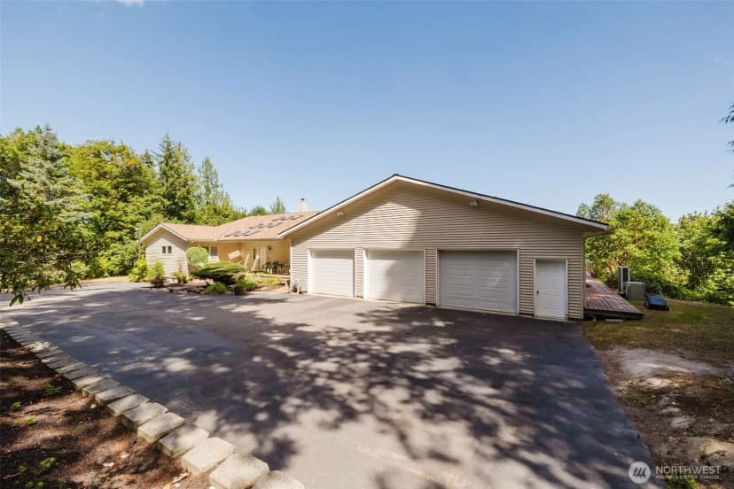 Property photo for 1225 Ne Hoffs Drive Drive, Poulsbo photo 40