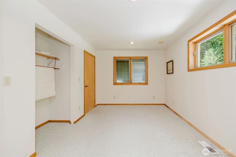 Property photo for 1225 Ne Hoffs Drive Drive, Poulsbo photo 33