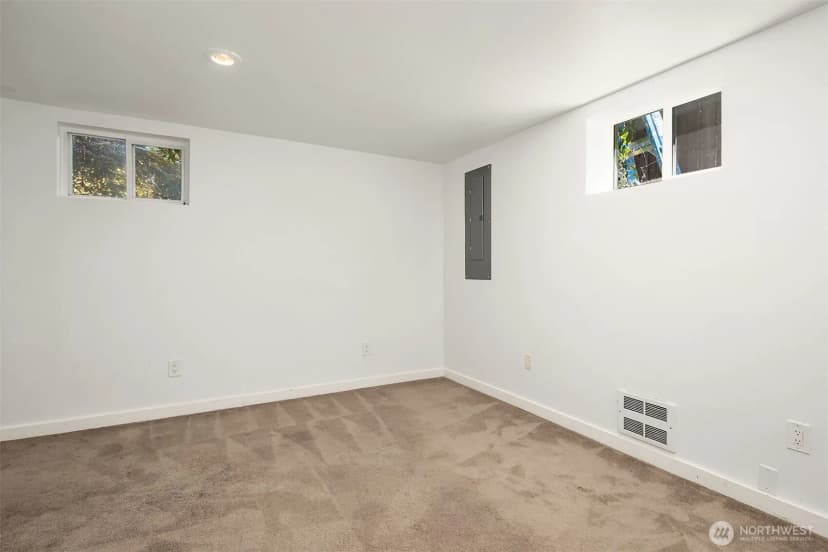 Property photo for 16414 48th Avenue W, Edmonds photo 20