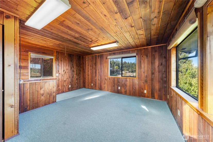 Property photo for 27193 State Route 20, Oak Harbor photo 16