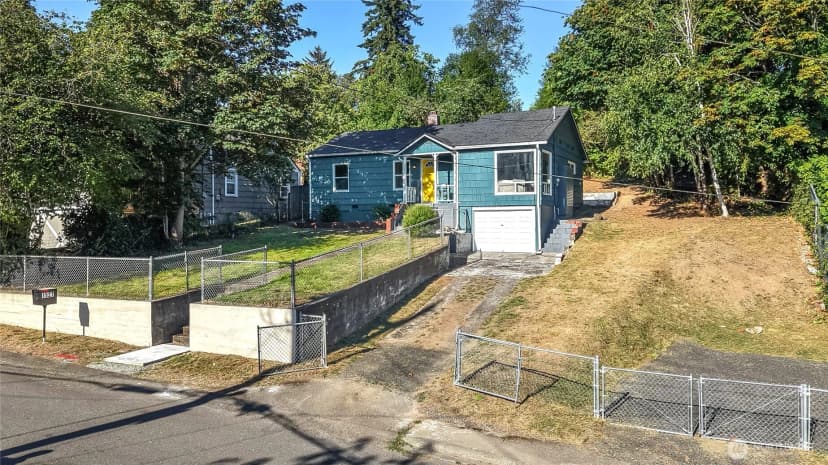 Property photo for 1527 Bloomington Avenue, Bremerton photo 2