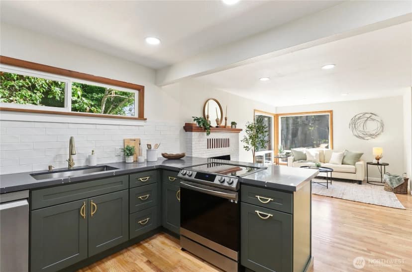 Property photo for 1527 Bloomington Avenue, Bremerton photo 10