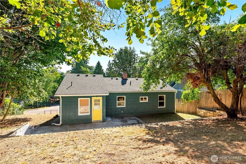Property photo for 1527 Bloomington Avenue, Bremerton photo 24