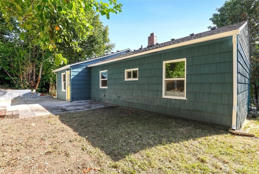 Property photo for 1527 Bloomington Avenue, Bremerton photo 22