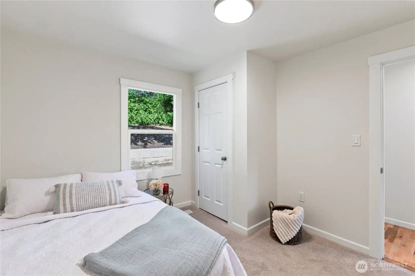 Property photo for 1527 Bloomington Avenue, Bremerton photo 14