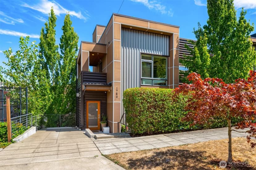 Property photo for 1754 Valentine Place S, Seattle