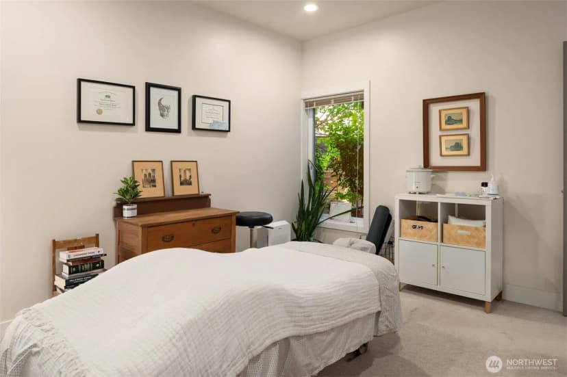 Property photo for 1754 Valentine Place S, Seattle photo 19