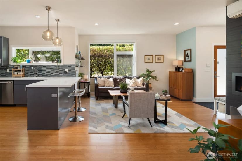Property photo for 1754 Valentine Place S, Seattle photo 10