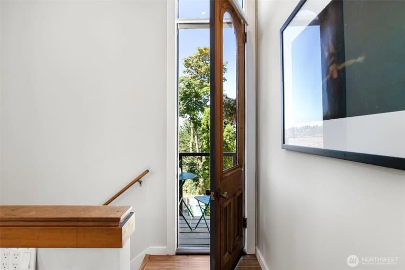 Property photo for 3835 Fremont Avenue N #3, Seattle photo 36