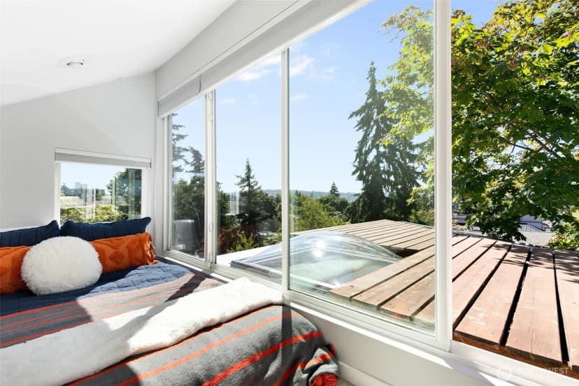 Property photo for 3835 Fremont Avenue N #3, Seattle photo 27