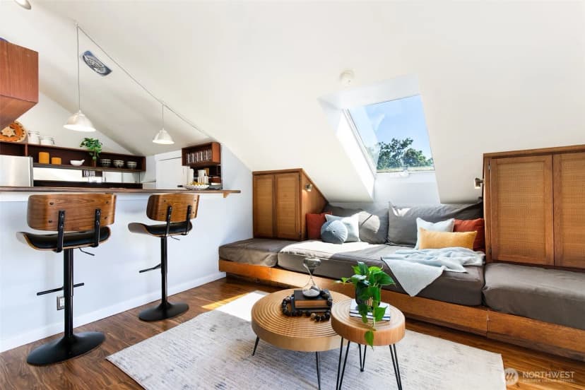 Property photo for 3835 Fremont Avenue N #3, Seattle photo 13