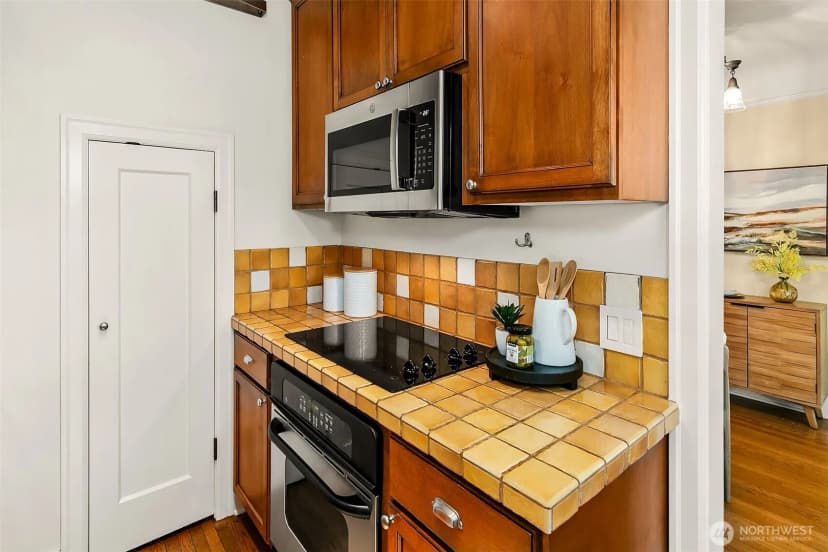 Property photo for 2205 Bigelow Avenue N #10, Seattle photo 13