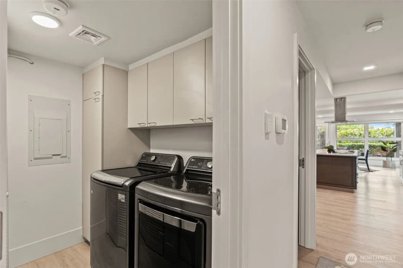 Property photo for 101 99th Avenue Ne #101, Bellevue photo 28