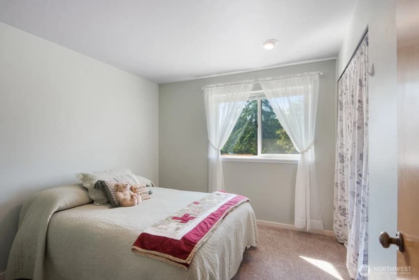 Property photo for 62 Kulshan Circle, La Conner photo 18