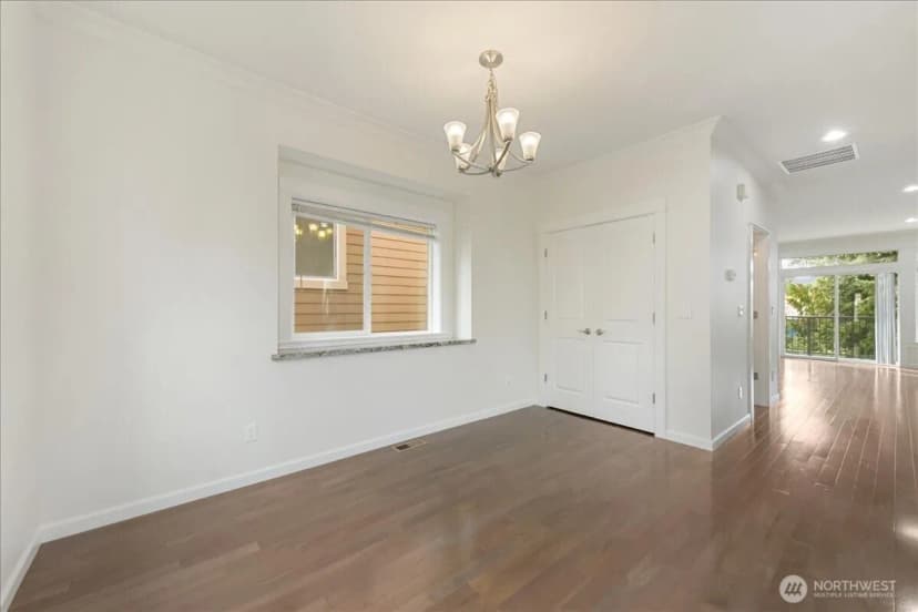 Property photo for 12722 35th Ave House D Ne, Seattle photo 11