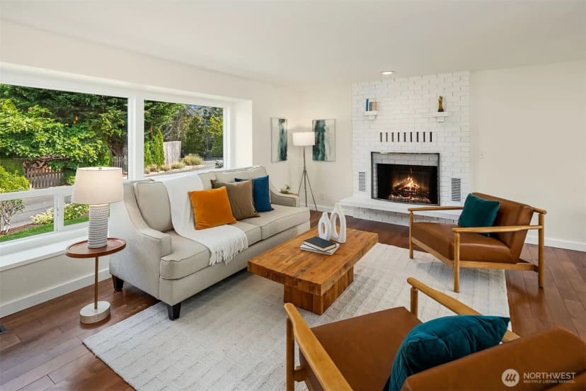 Property photo for 308 Fir Place, Edmonds photo 6