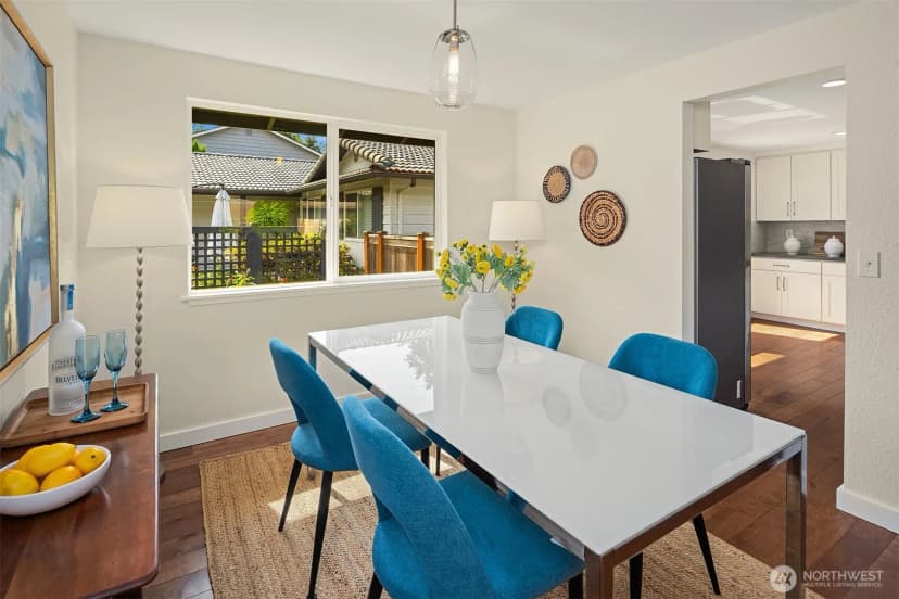 Property photo for 308 Fir Place, Edmonds photo 10
