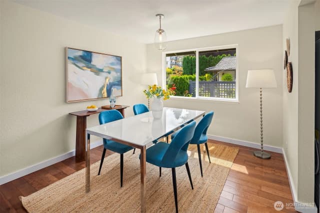Property photo for 308 Fir Place, Edmonds photo 3