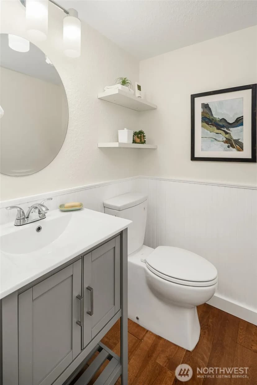 Property photo for 308 Fir Place, Edmonds photo 12
