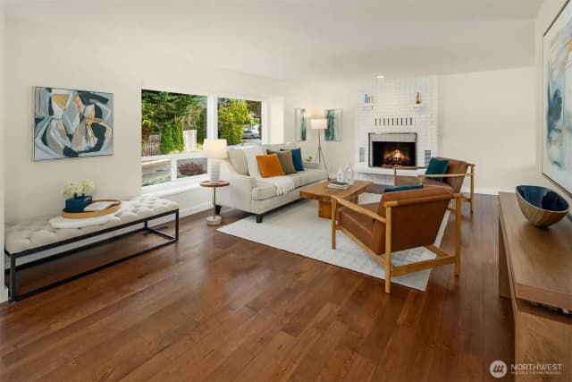 Property photo for 308 Fir Place, Edmonds photo 5