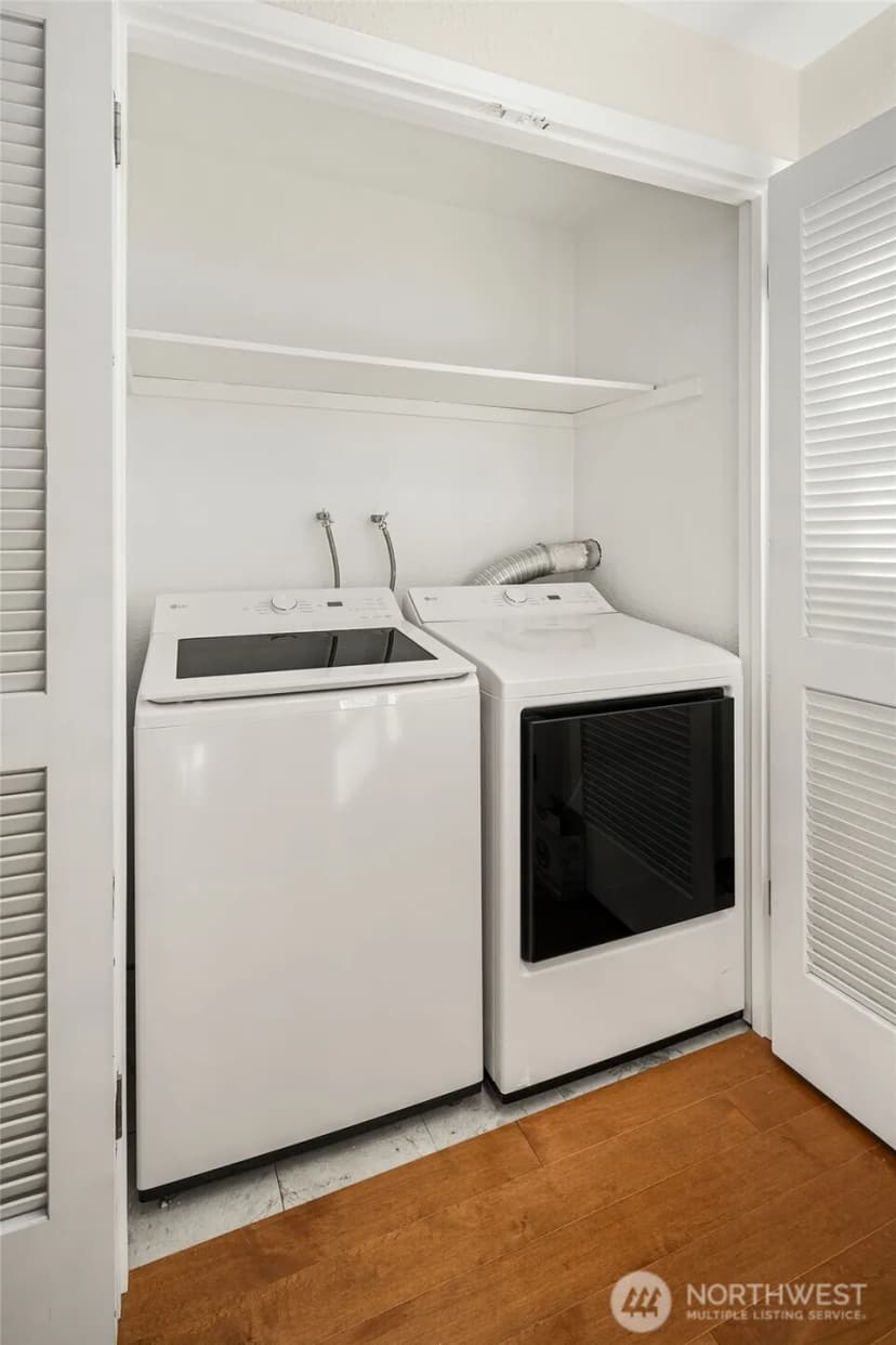 Property photo for 308 Fir Place, Edmonds photo 22