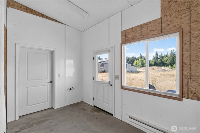 Property photo for 1002 Lemmon Road, Port Angeles photo 7