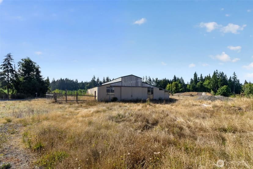 Property photo for 1002 Lemmon Road, Port Angeles photo 19