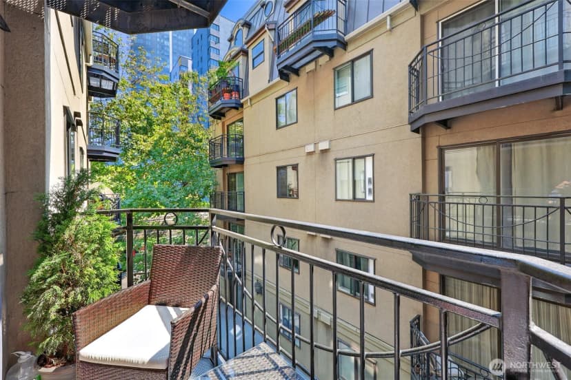 Property photo for 425 Vine Street #510, Seattle photo 19