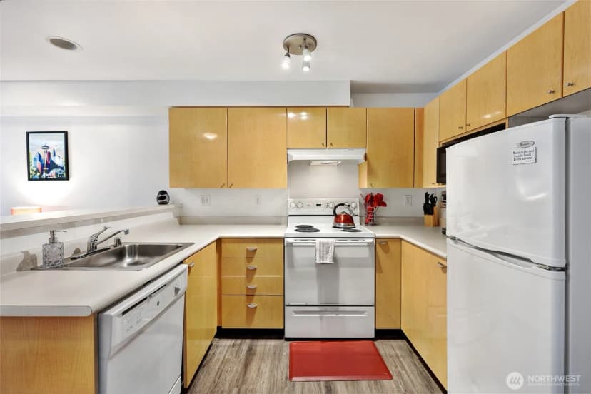 Property photo for 425 Vine Street #510, Seattle photo 10