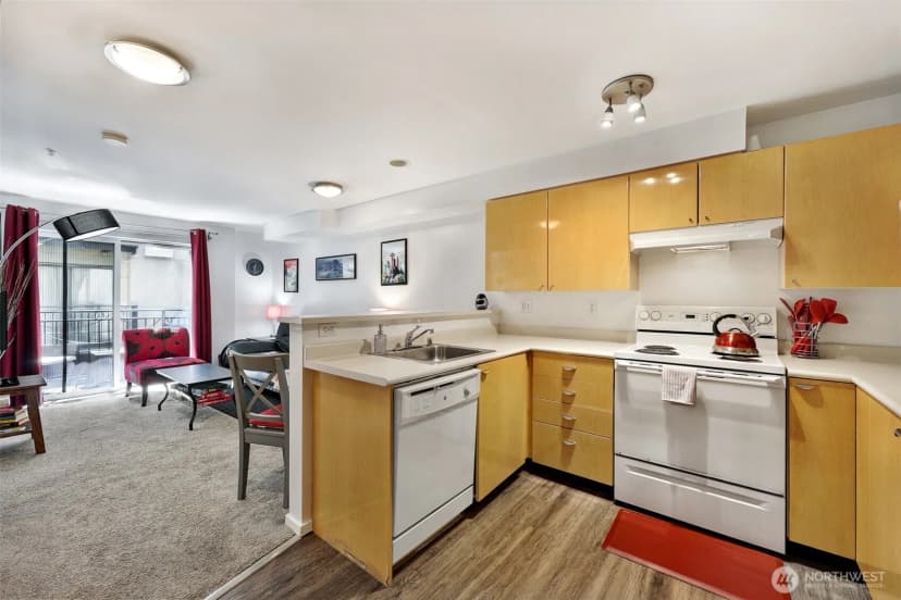 Property photo for 425 Vine Street #510, Seattle photo 11
